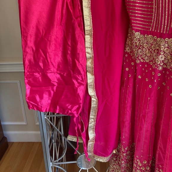 Indian Designer Hot Pink Georgette Anarkali Suit - Picture 12 of 12